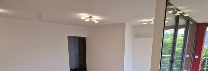 Erstkl. helle 3,5-Zi.-Wo., Blk, EBK, gr. Garage, Röthenbach a. d. Peg.