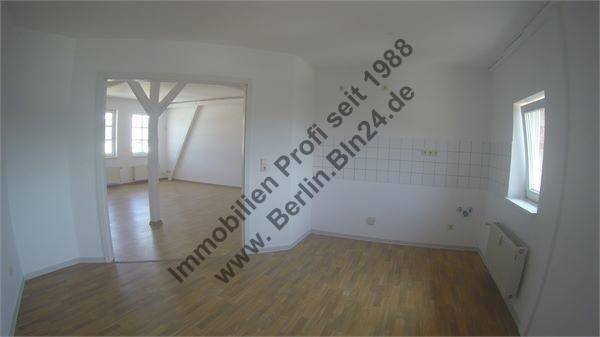 Dachgeschoß - City - Mietwohnung - 2 Personenhaushalt – G0018632