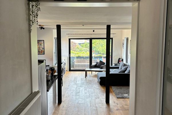 Appartement moderne de 4,5 pièces à Brühl -SANS COMMISSION-