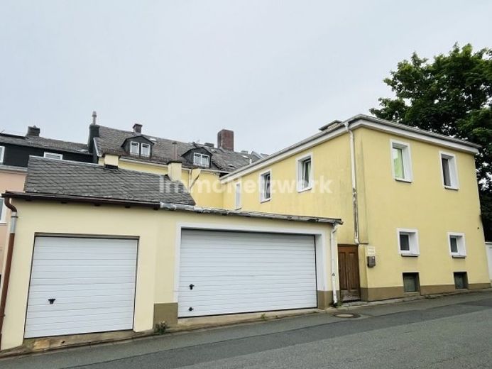 *Kapitalanlage mit Entwicklungspotenzial – Mehrfamilienhaus im Herzen von Schwarzenbach a.d. Saale* – Foto 1