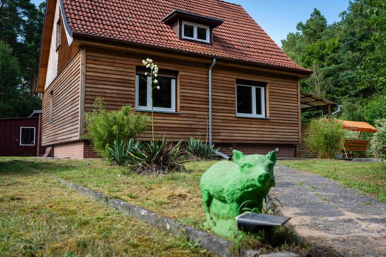 Blick vom Weg zum Haus