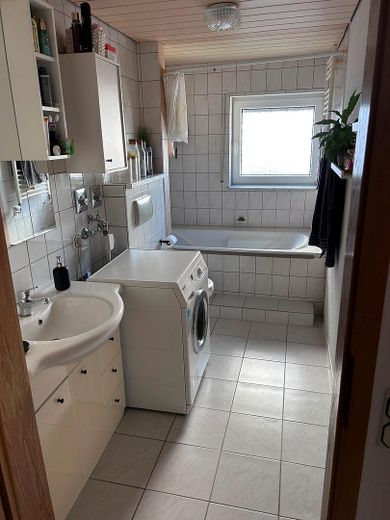 Appartamento accessibile senza barriere di 2,5 locali con cucina componibile a Hirschhausen – Photo 12