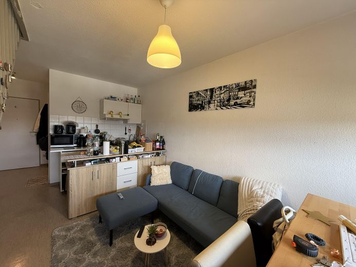 Investoren & Kapitalanleger aufgepasst.  Attraktives Appartement in der Mönchebergstraße 31 in KS – Küche- und Wohnbereich