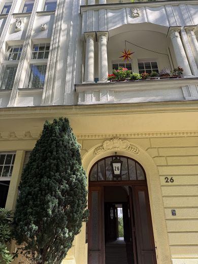 Toplocatie Wilmersdorf: Hoogwaardig gerenoveerde 2-kamerwoning – Foto 13