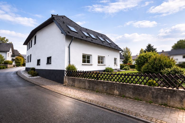 Großer Hof mit 2 Einheiten + XXL Innenhof+ Garage| 40 min bis Köln – Foto 32