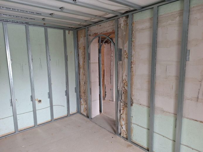 Durchgang Küche Wohnzimmer 