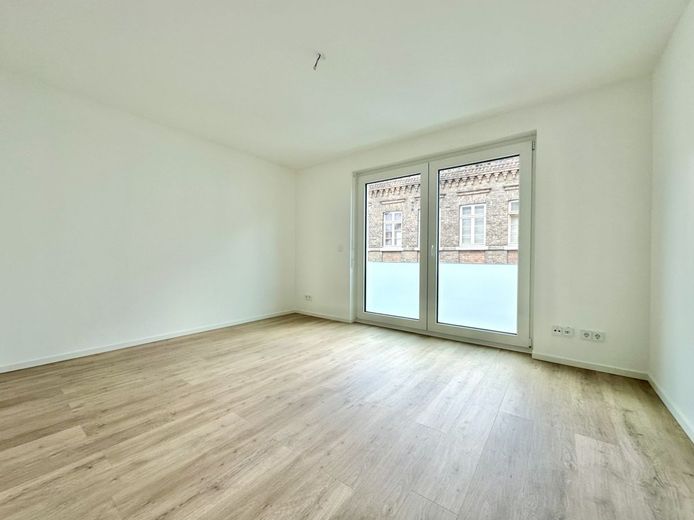 Arbeits- oder Kinderzimmer