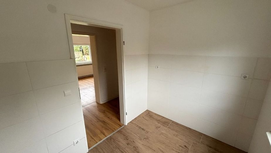 1-Familienwohnhaus in ruhiger Wohnlage – Küche - www.immobilien-heise.de