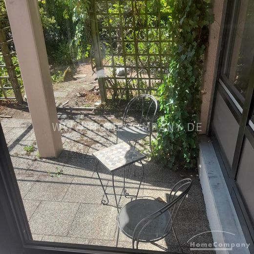 Vollmöblierte 3-Zimmer-Apartment mit Terrasse – ba22f9184e1e977c838dee7750cd648b8ca93ec1.jpg