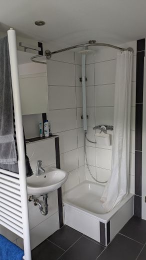 Renovierte 2-Zimmer-DGWohnung in Stuttgart-Rohracker – Foto 8