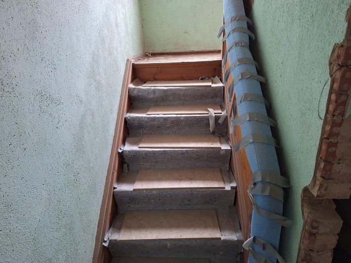 Aufgang vom EG zum 1. OG