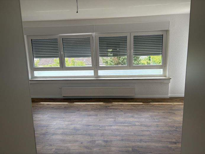 Kernsanierte 3 Zimmerwohnung in Wuppertal Oberbarmen-Nächstebreck – Foto 1