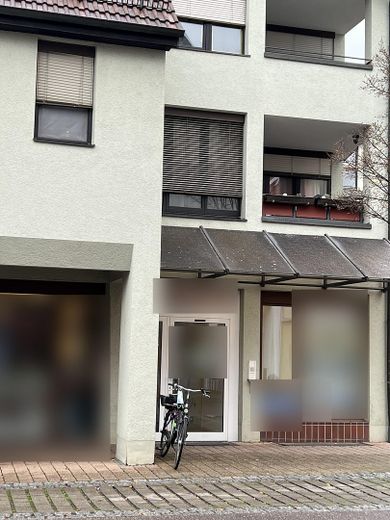 Jasne mieszkanie 3,5-pokojowe z balkonem i tarasem w centrum Möglingen – bez prowizji – Zdjęcie 2
