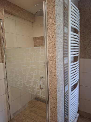 Dusche (Untergeschoss)
