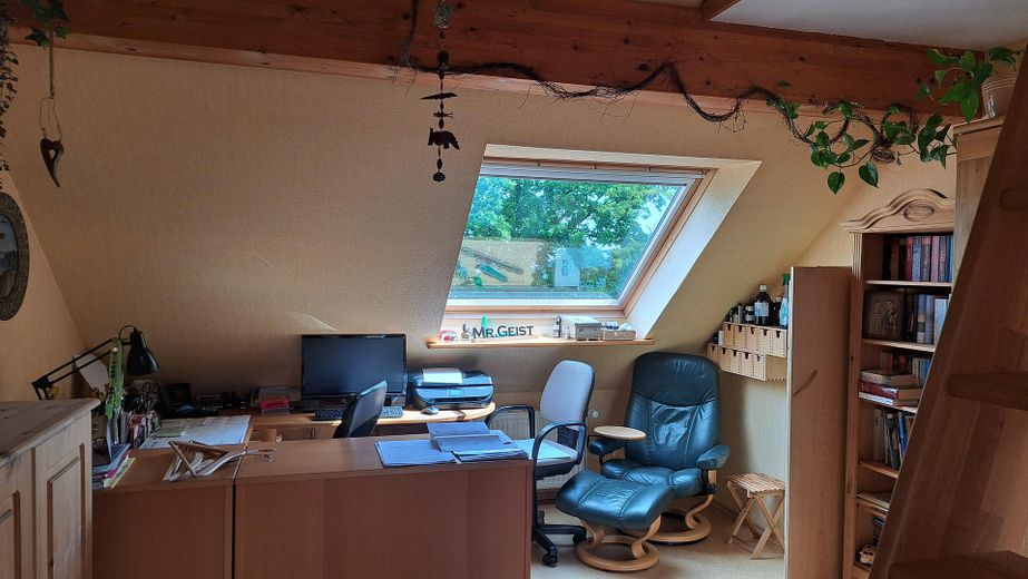 Energieeffizentes Mittelreihenhaus – DG vorne raus