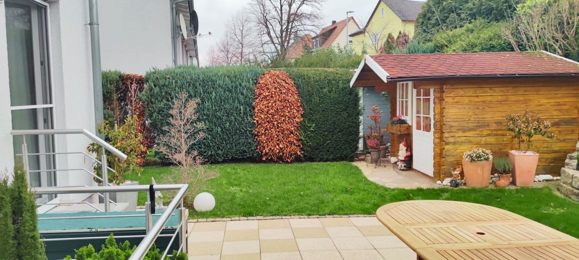 Casa a schiera di testa ben tenuta in posizione ambita a HN-Sontheim – Foto 3