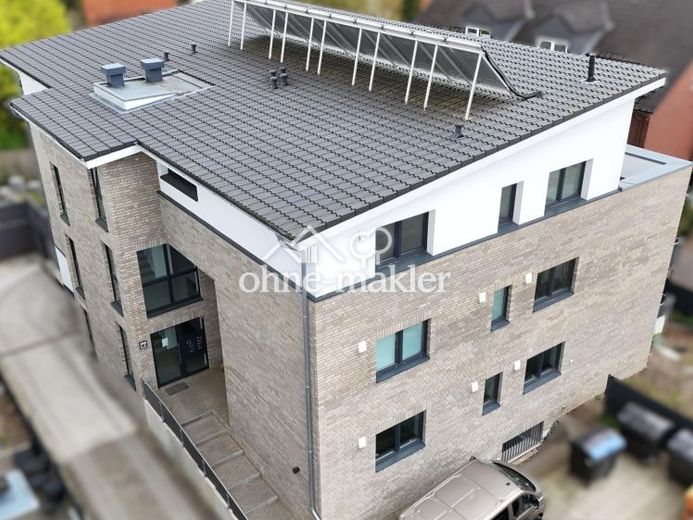 Modernes Open-Living in Norderstedt-Garstedt: Großzügige 93 m² mit EBK, Aufzug & Tiefgarage – Foto 1