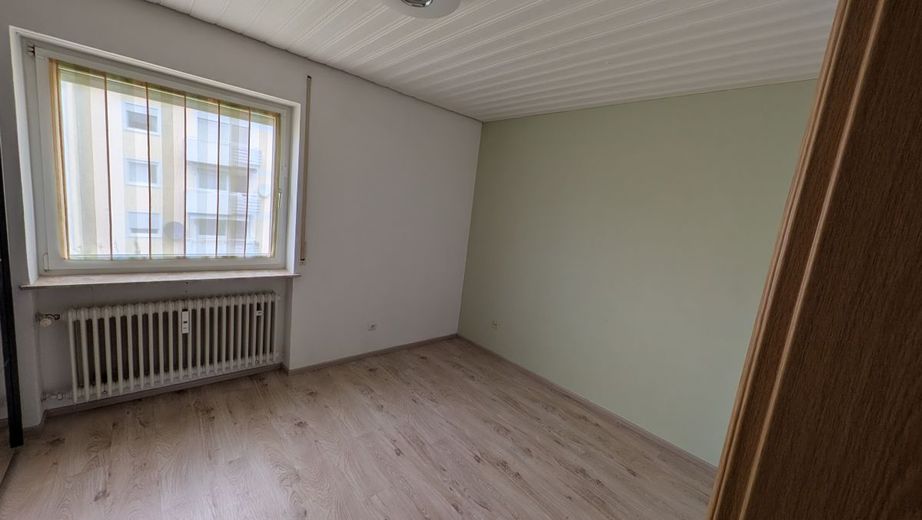 Top gepflegte 3,5 Zimmerwohnung Oberhaunstadt in City Nähe – Kinderzimmer