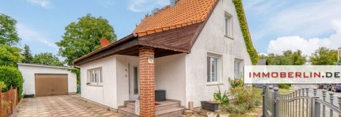 IMMOBERLIN.DE - Attractive house with sunny garden & side building for residential/commercial uses