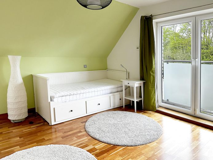 Schlafzimmer 03