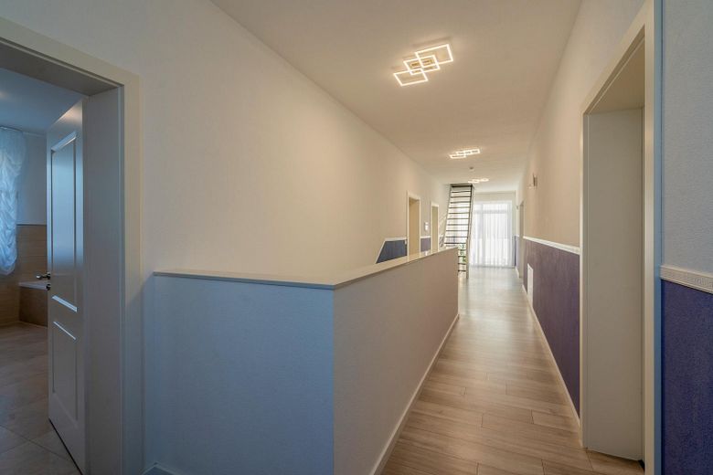 Haus mit viel Wohnraum – Foto 19