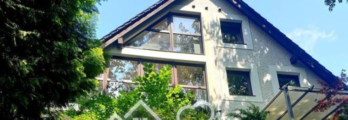 Charmant appartement sous les combles au cœur de la verdure
