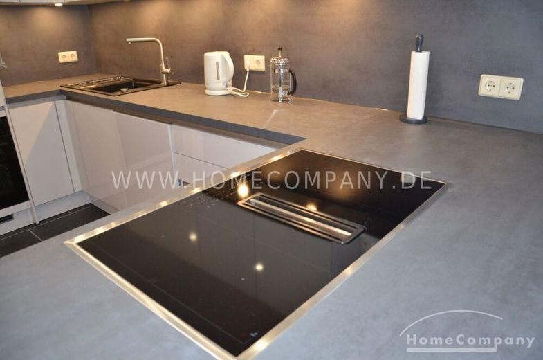 Appartamento di 3 locali, arredato. 1° piano, balcone esposto a sud. – 76d7b78dfec707f3a88b321464e1dd289866378f.jpg