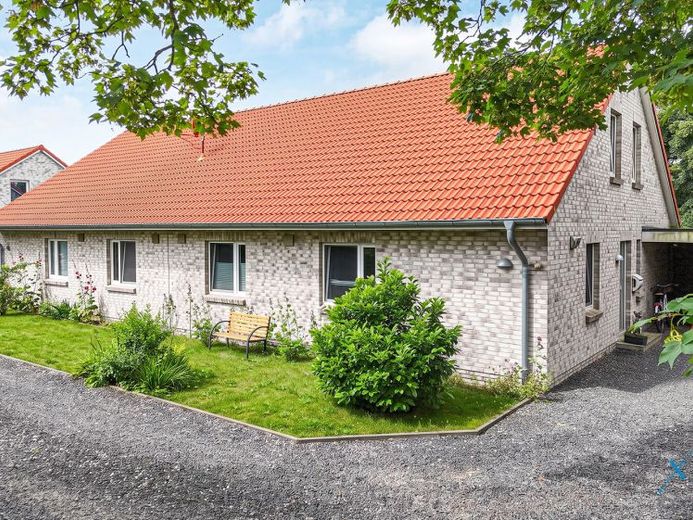 Ruhig gelegenes Zweifamilienhaus in Humptrup – Ideal für Kapitalanleger und Eigennutzer – Foto 1