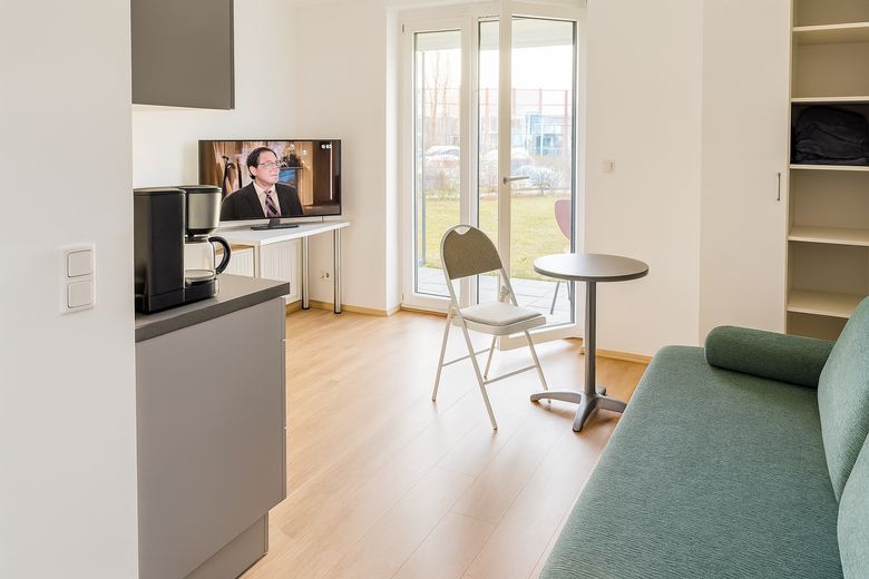 Helles Wohn/Schlafzimmer