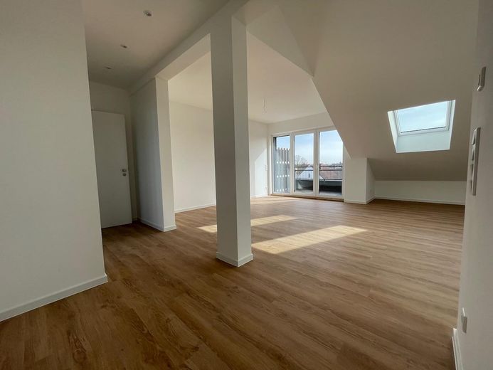 Wohn-Essbereich neue DG Wohnun