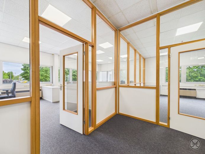 Büro &amp; Werkstattflächen in Industriegebiet zu Vermieten | Tweelbäke | Oldenburg – CAM05560G0-PR0049-STILL007