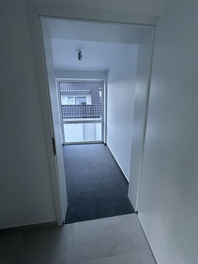 Neubau! Möbliertes Penthouse-Apartment in einem QNG-zertifizierten Green Building in Kelsterbach – Foto 8