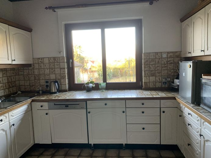 Modernisierter Wohnsitz oder Ferienhaus provisionsfrei von Privat – Miele Geschirrspüler