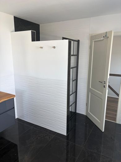 Güzel Fahrdorf’ta doğrudan Schlei manzaralı, huzur veren Friesenhaus (komisyonsuz) – Vollbad OG