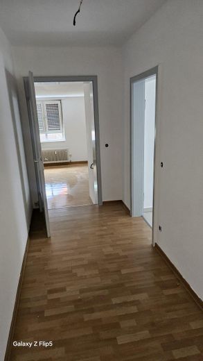 Bright 3-room ground floor apartment for rent – Foto 1