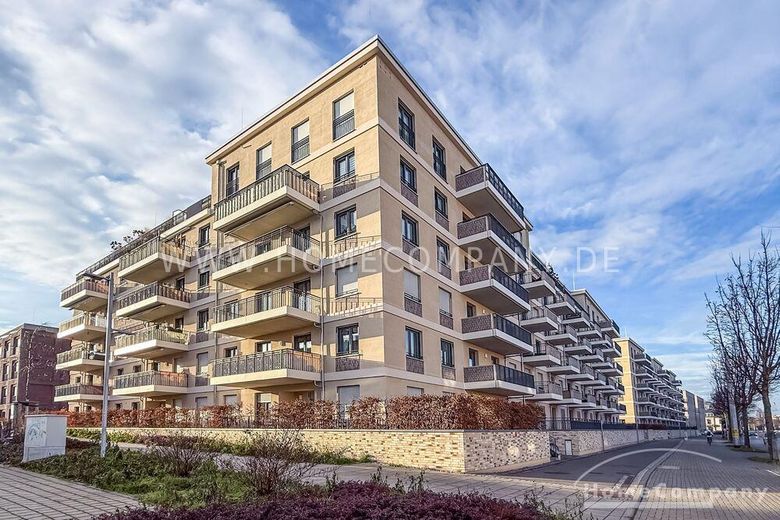 26055 HomeCompany Dresda Ammobiliato/Furnished appartamento monolocale a Dresda-Hafencity con balcone max. 2 persone – eb8fb26b033668ff74fc0c7931951f13b6d5afaf.jpg
