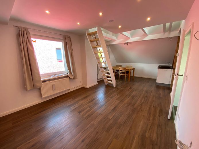 Braunschweig merkezinde şık maisonette daire – Wohnzimmer Esszimmer