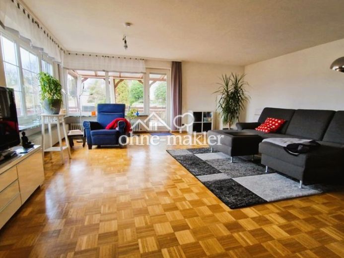 6-Zimmer-Wohnung in ruhiger Lage – Photo 1