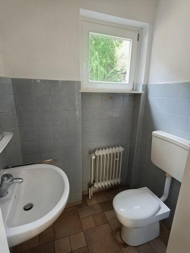 Ehemaliges Pfarrhaus in Oldenstadt zu verkaufen – WC Erdgeschoss