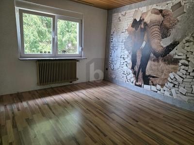 VIEL PLATZ FÜR NEUE IDEEN – 1786899422_64afe5.jpg