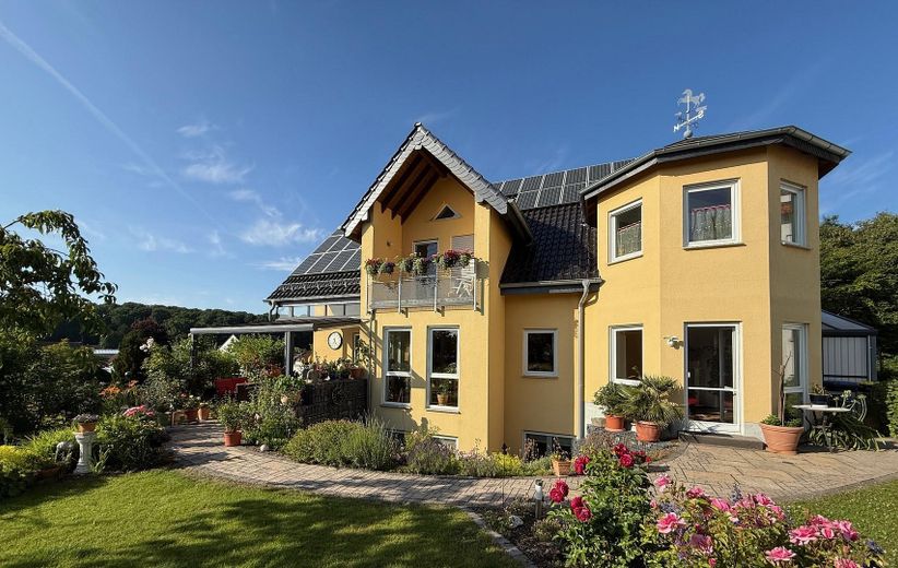 Hausansicht vom Garten