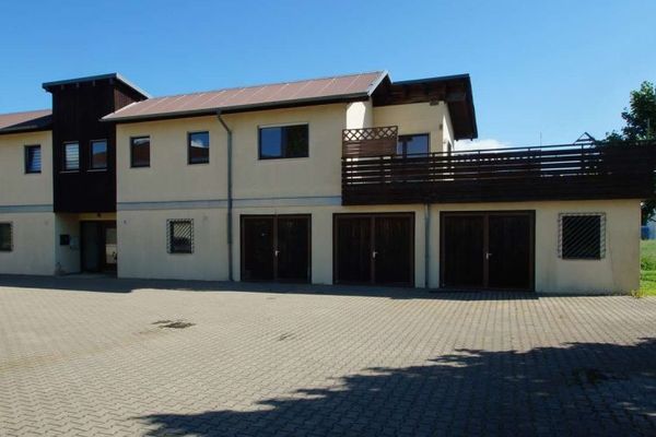 İyi altyapıya sahip konut ve ticari gayrimenkul - yatırım veya kendi kullanımınız için