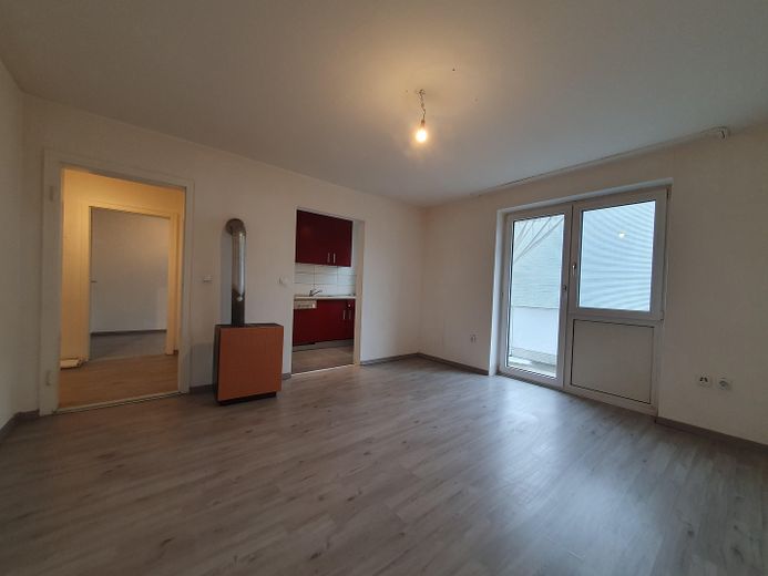 Beautiful 3-room apartment with balcony, KW11 – WohnEsszimmer