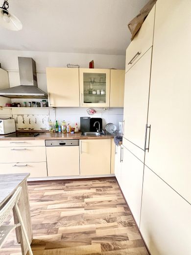 Piso de 3 habitaciones bien distribuido, con balcón y concepto de uso flexible – Foto 3
