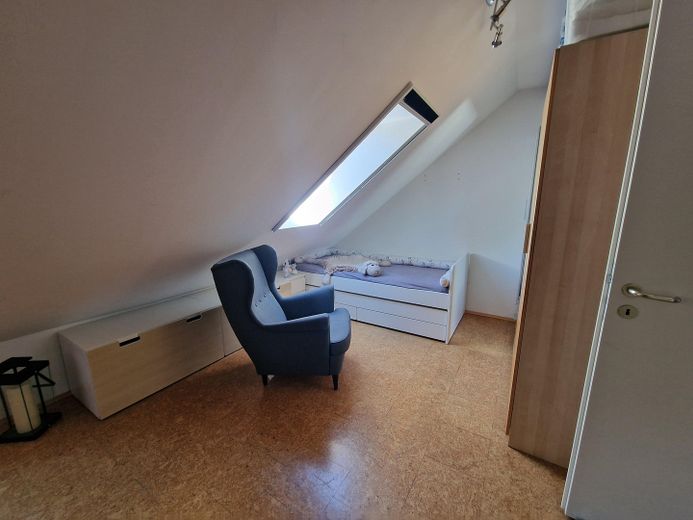 Schlafzimmer (2)