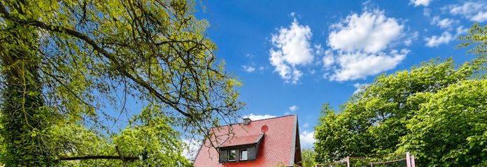 Riesiger uneinsehbarer Garten für Kinder und Familie