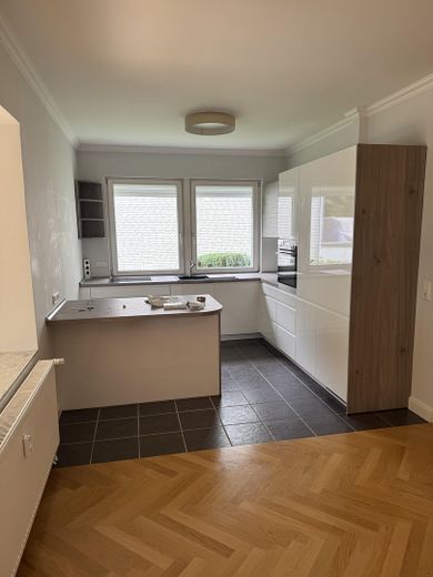 125qm 3-Zimmer Wohnung mit großer Terasse im grünen Niendorf – Foto 5