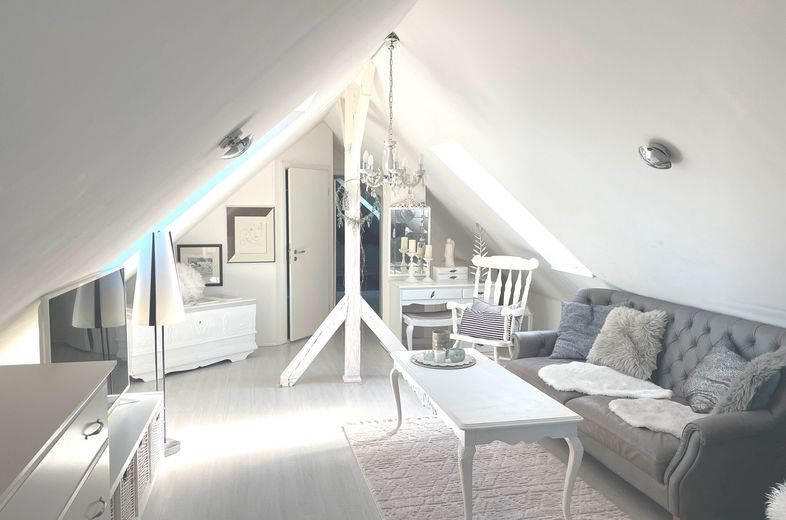 Wohnzimmer (eingerichtet)