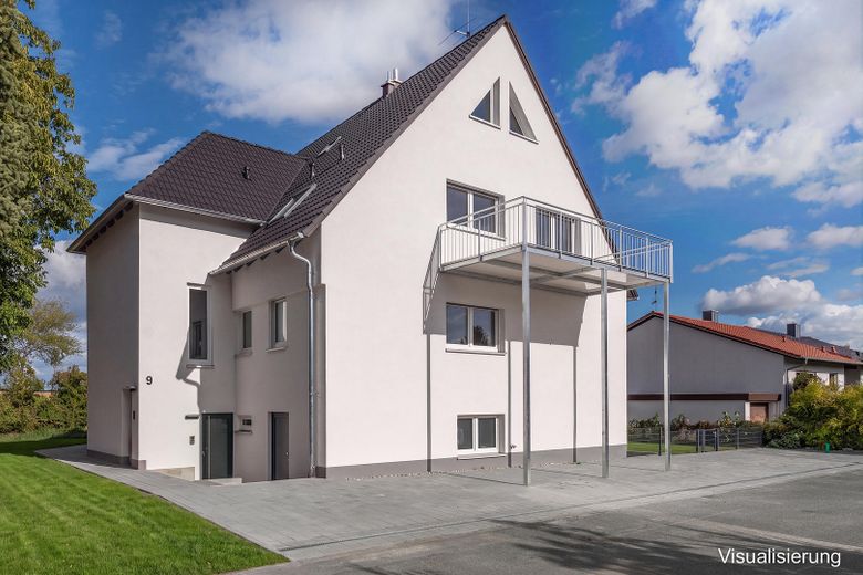 Wysokiej jakości, gruntownie odnowione mieszkanie 5-pokojowe na poddaszu z dużym balkonem i 2 miejscami parkingowymi – Großer Westbalkon