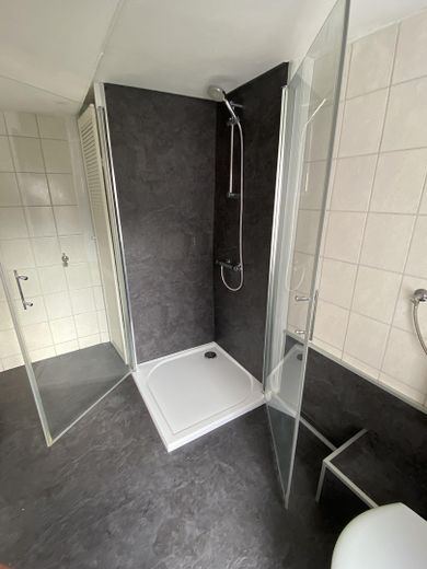 3-R-Whg mit EBK, ruhig, im Zentrum, 1.OG – Bad